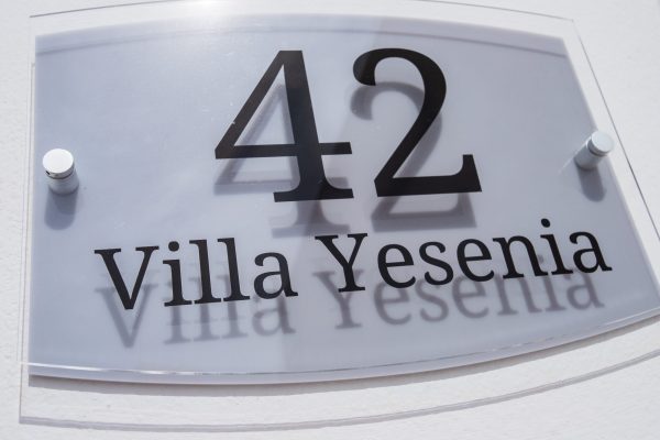 Yesenia 42 sign